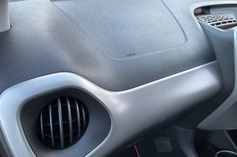 Used Toyota AYGO 2016 for sale - 76931326: Photo 32