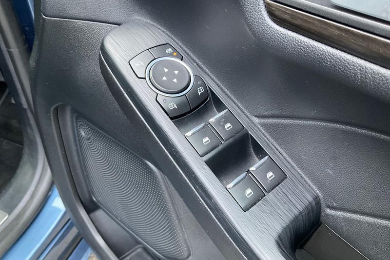 Used Ford Kuga 2022 for sale - 76908765: Photo 16