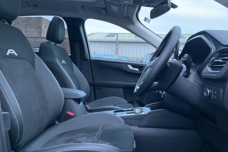 Used Ford Kuga 2025 for sale - 76803368: Photo 17