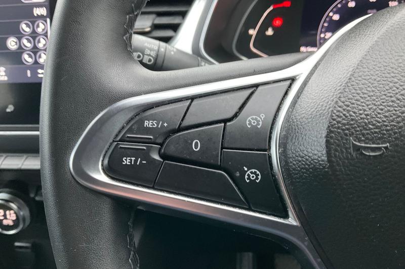 Used Renault Captur for sale - 77176411: Photo 32