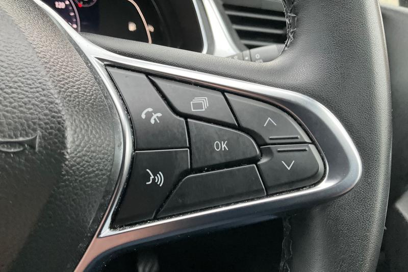 Used Renault Captur for sale - 77176411: Photo 33