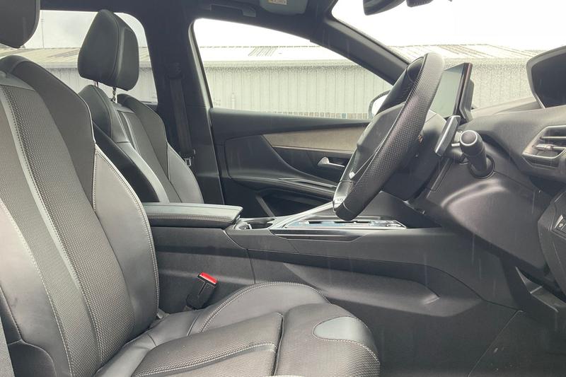 Used Peugeot 5008 2023 for sale - 76405282: Photo 17