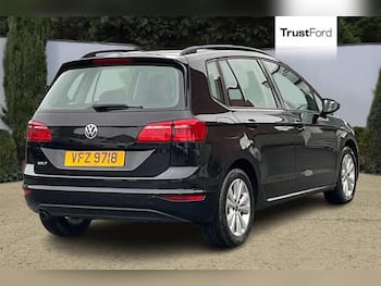 Used Volkswagen Golf SV 2015 for sale - 79768158: Photo