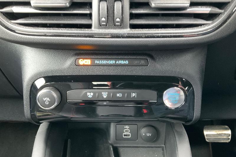 Used Ford Kuga 2025 for sale - 78025715: Photo 29