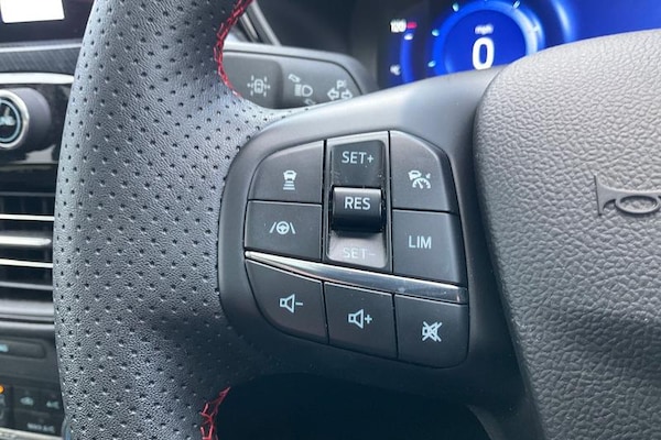 Used Ford Kuga 2023 for sale - 76209444: Photo 31