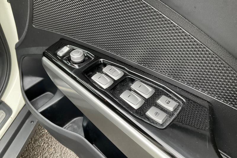 Used Ssangyong Tivoli 2017 for sale - 77128213: Photo 16