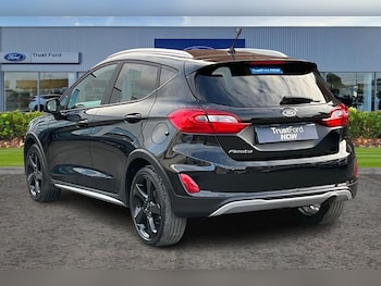 Used Ford Fiesta 2020 for sale - 76350420: Photo