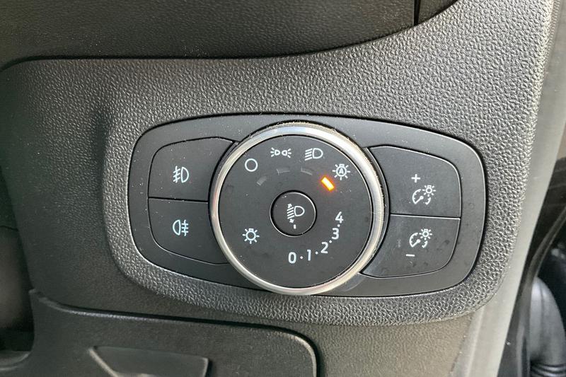 Used Ford Fiesta 2020 for sale - 76350420: Photo 32