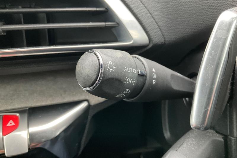 Used Peugeot 5008 2021 for sale - 77746939: Photo 14