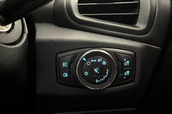 Used Ford Ecosport 2022 for sale - 76319346: Photo 24