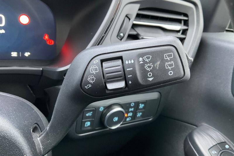 Used Ford Kuga 2025 for sale - 77198932: Photo 15