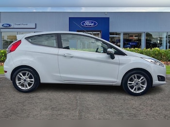 Used Ford Fiesta 2014 for sale - 79408138: Photo