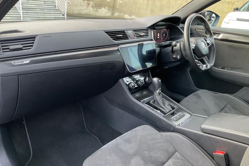 Used Skoda Superb 2024 for sale - 77582063: Photo 18