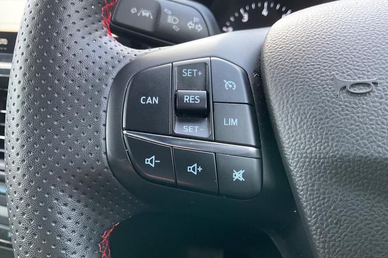 Used Ford Focus 2023 for sale - 77359827: Photo 31