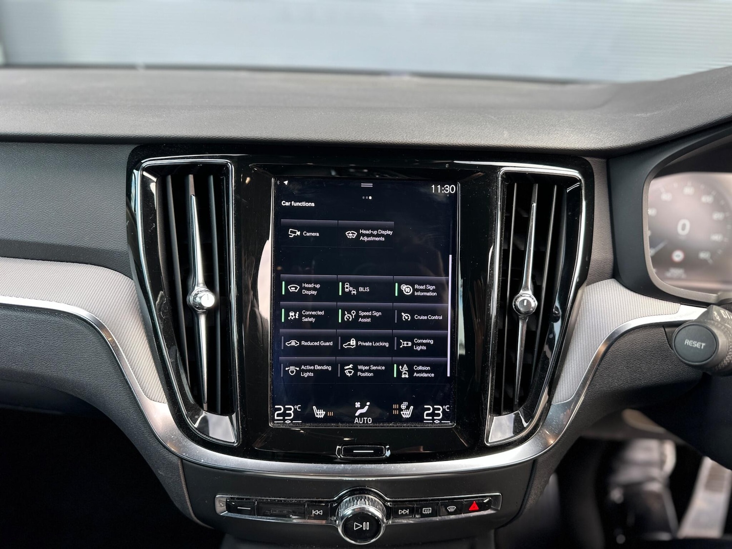 Used Volvo S60 2019 for sale - 77285945: Photo 22