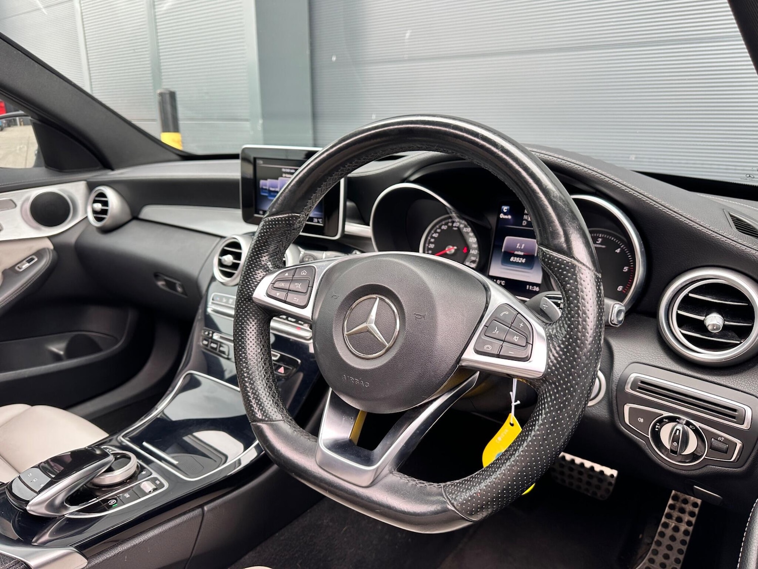 Used Mercedes-Benz C Class 2014 for sale - 77853850: Photo 24