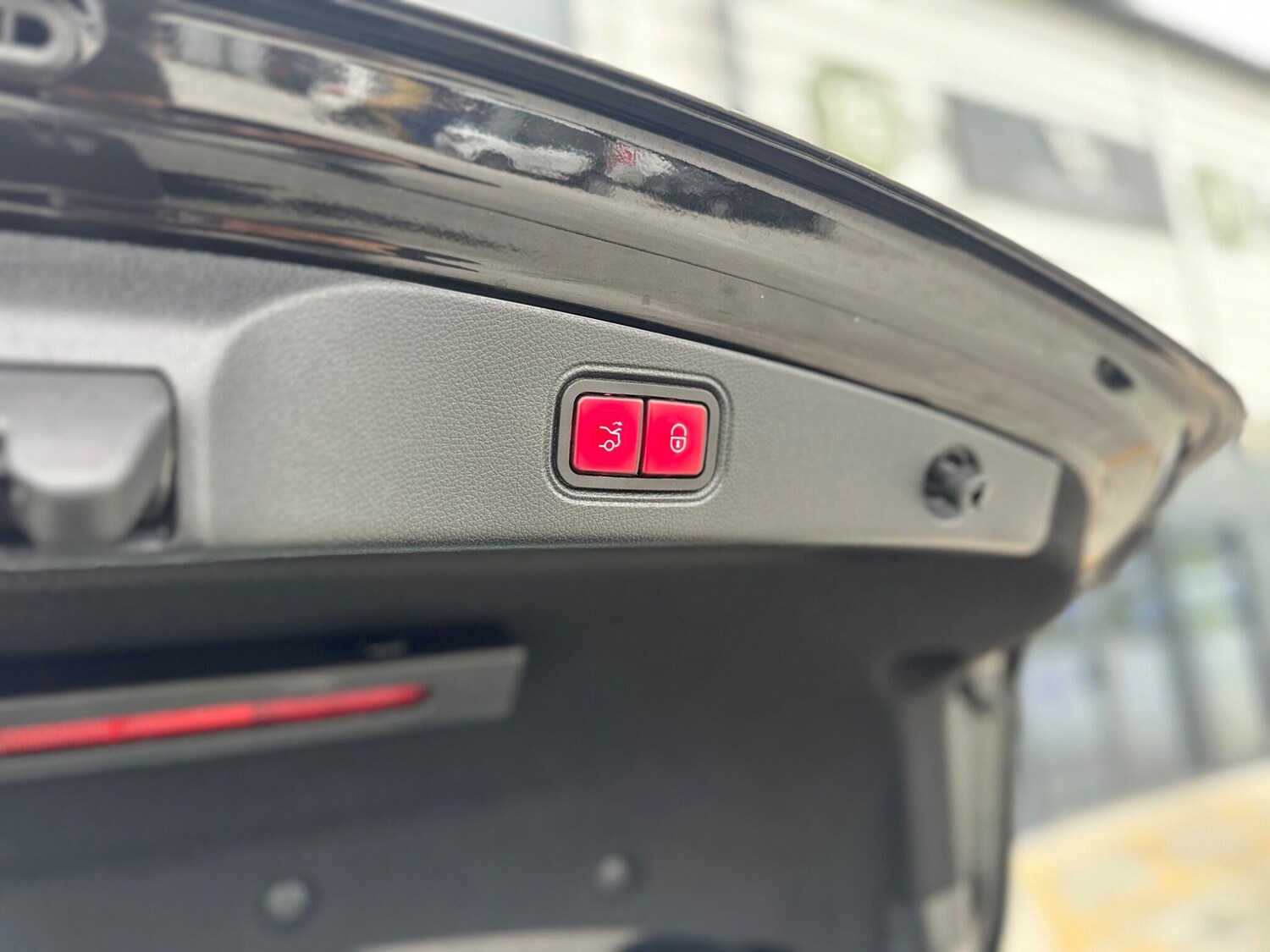 Used Mercedes-Benz E Class 2018 for sale - 76781297: Photo 12