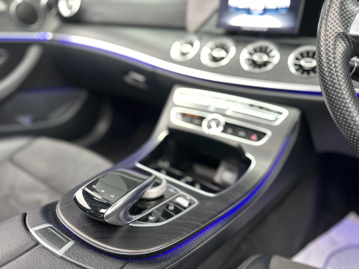 Used Mercedes-Benz E Class 2018 for sale - 76781297: Photo 21