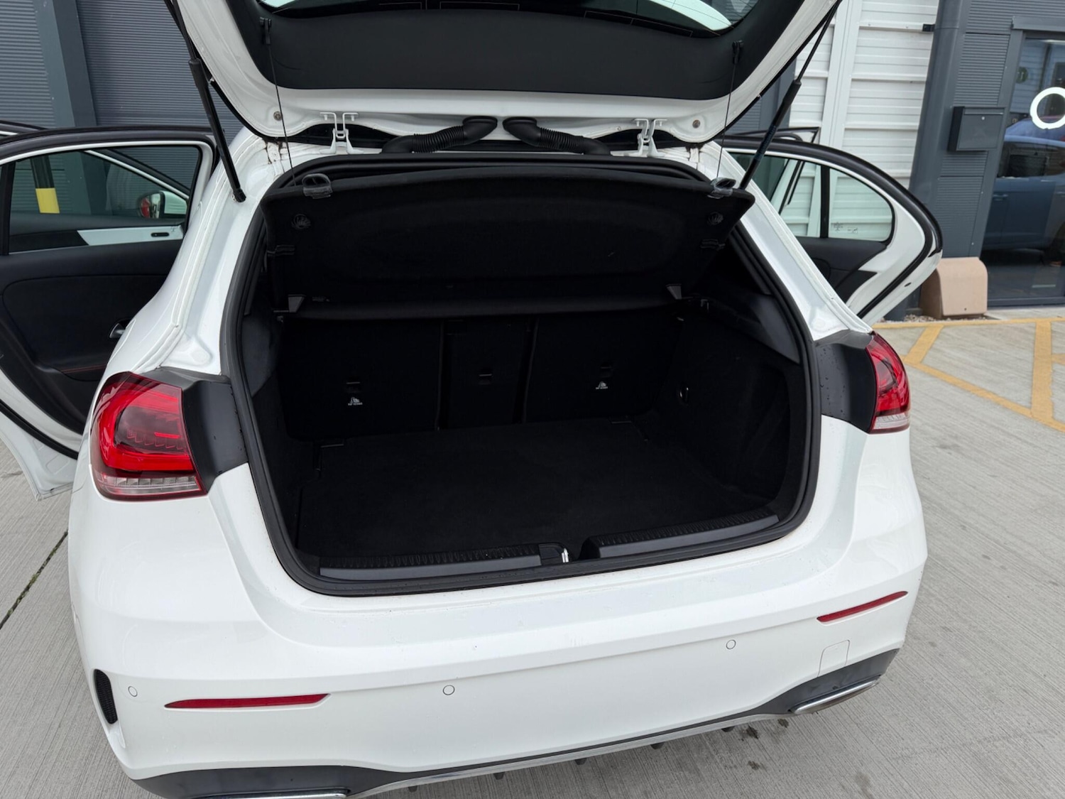 Used Mercedes-Benz A-Class 2018 for sale - 78127298: Photo 11