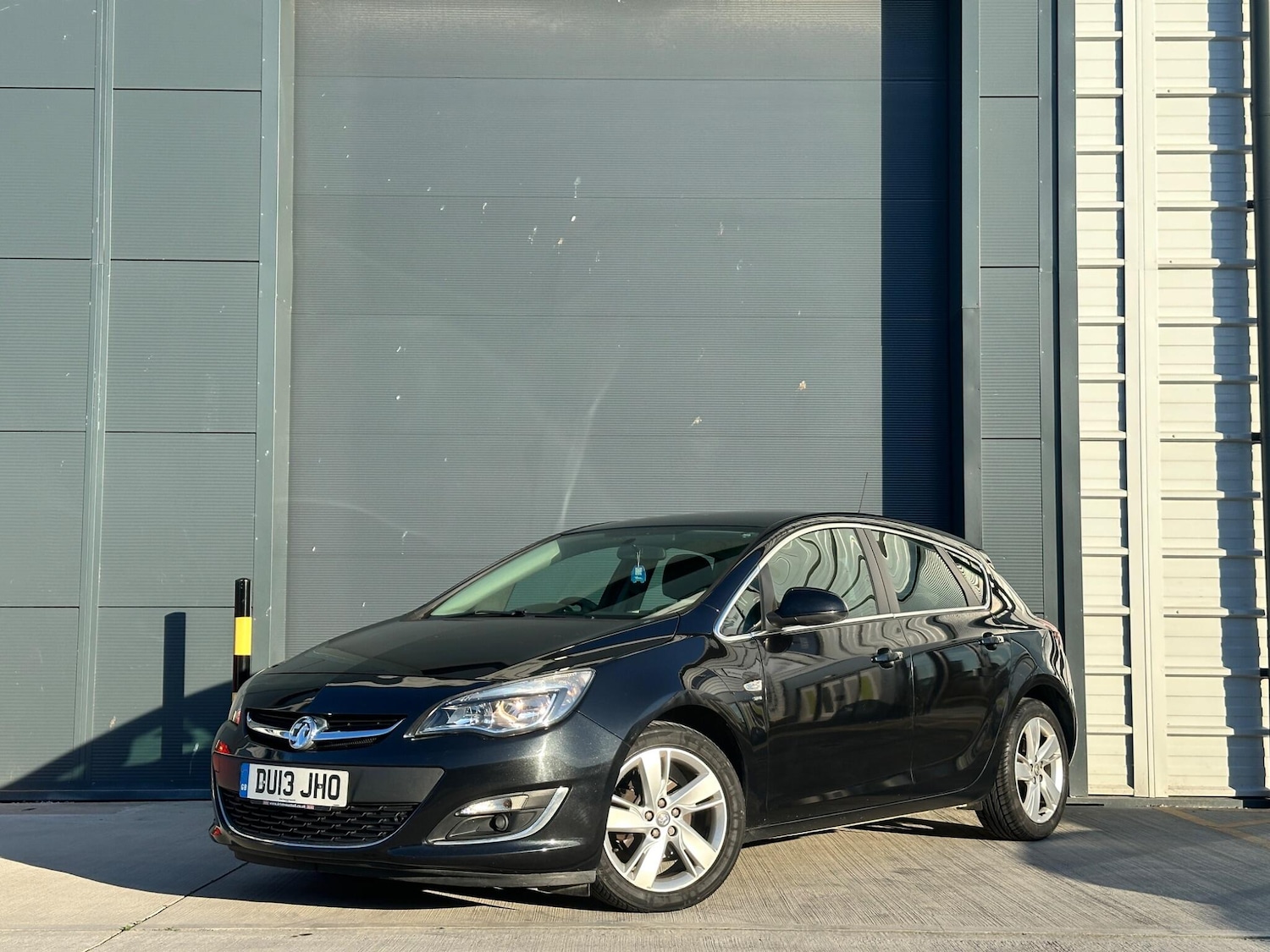 Used Vauxhall Astra for sale - 77724247: Photo 3