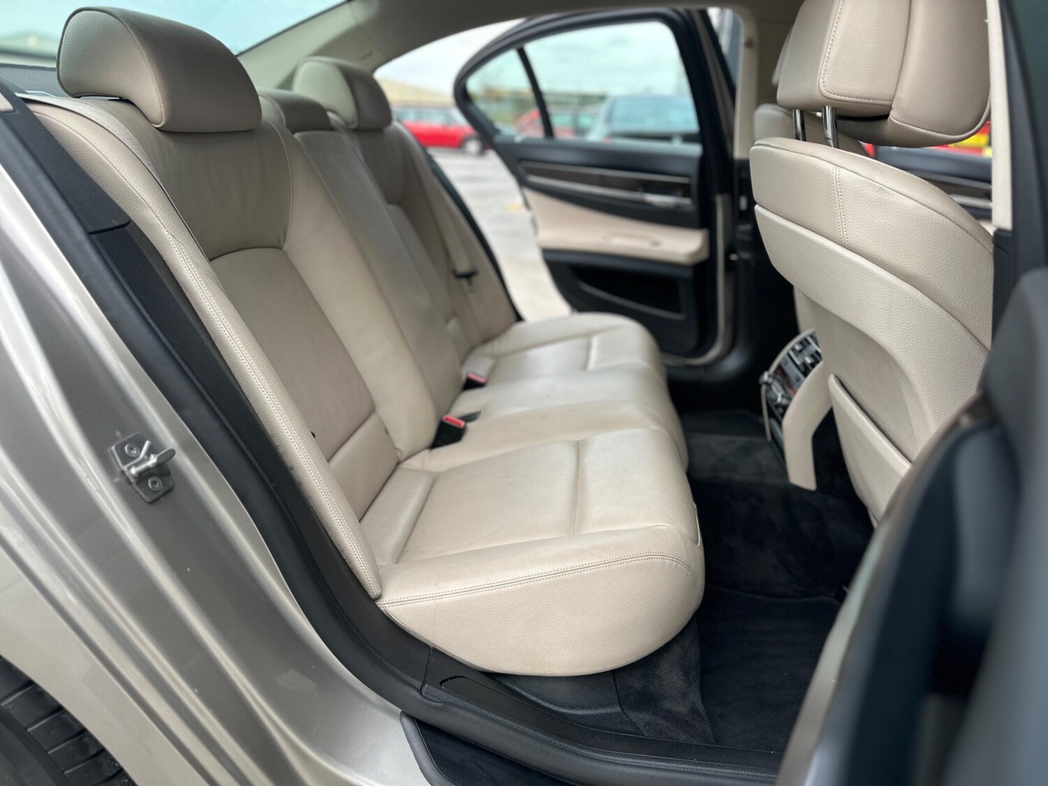 Used BMW 7 Series 2010 for sale - 76781330: Photo 14