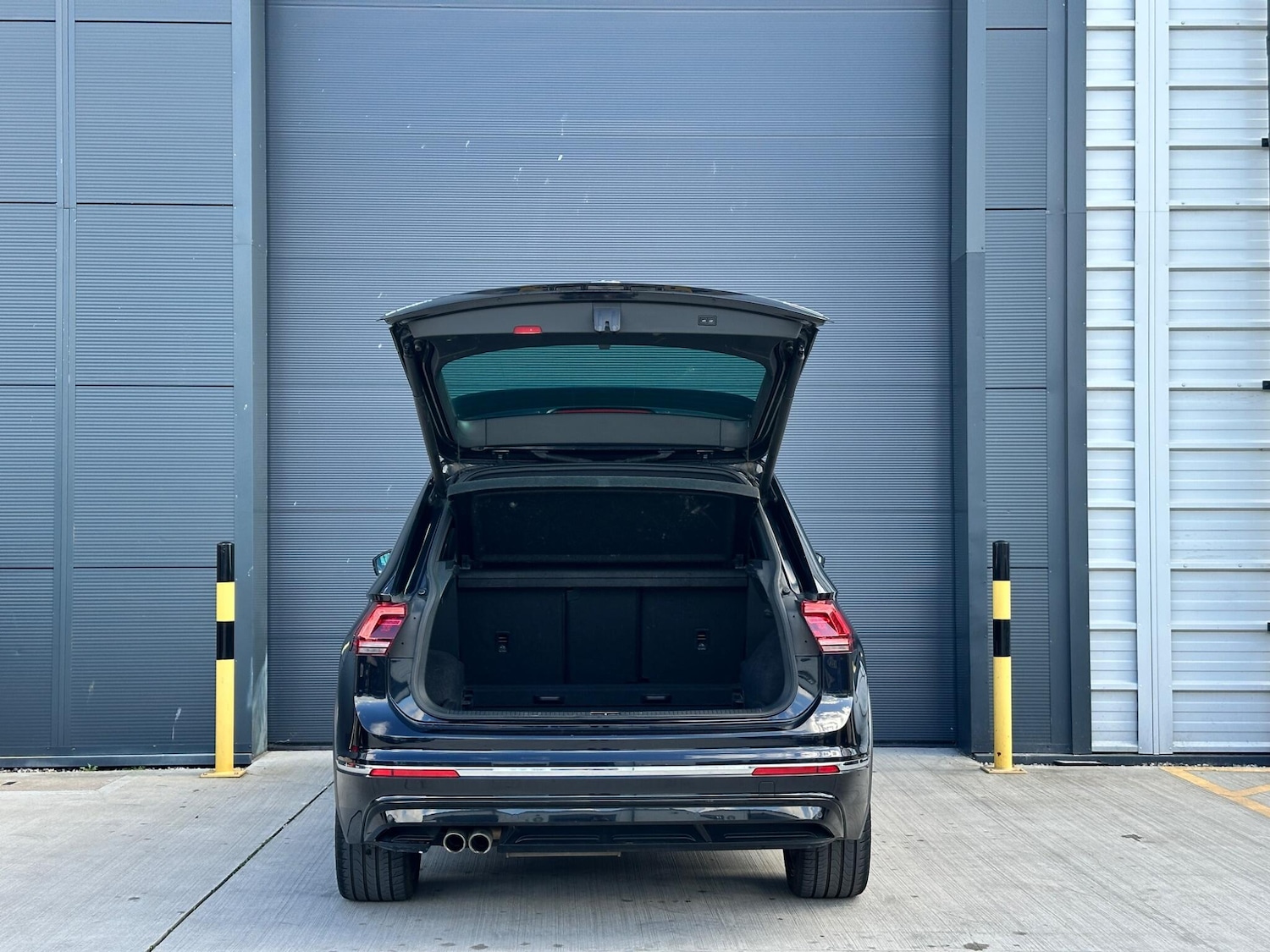 Used Volkswagen Tiguan for sale - 77892747: Photo 11