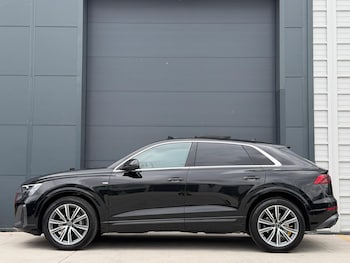 Used Audi Q8 2025 for sale - 79280104: Photo
