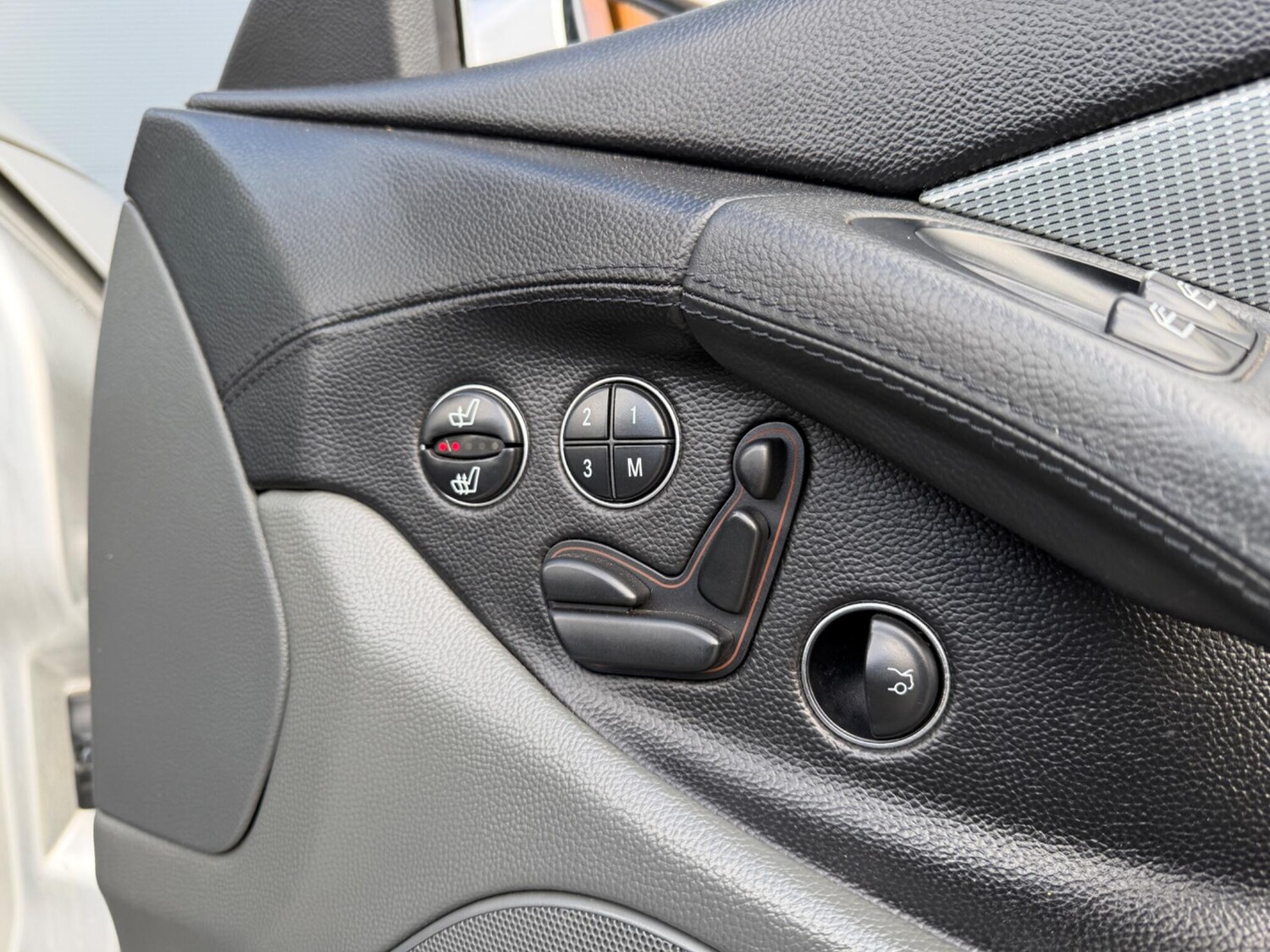 Used Mercedes-Benz SL for sale - 78214558: Photo 20