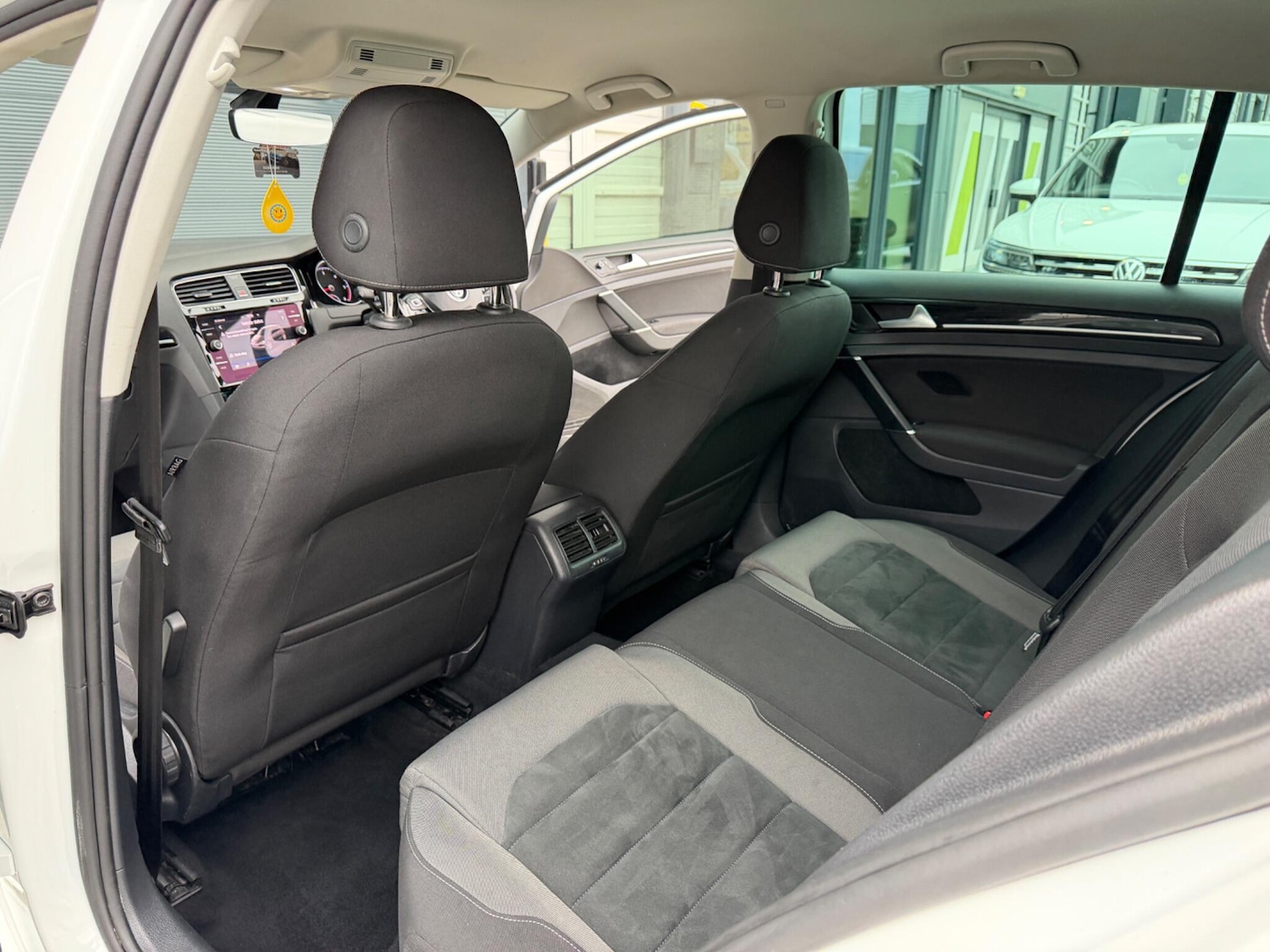 Used Volkswagen Golf 2017 for sale - 78046677: Photo 14