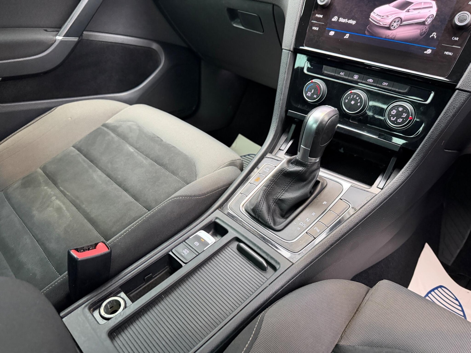 Used Volkswagen Golf 2017 for sale - 78046677: Photo 20