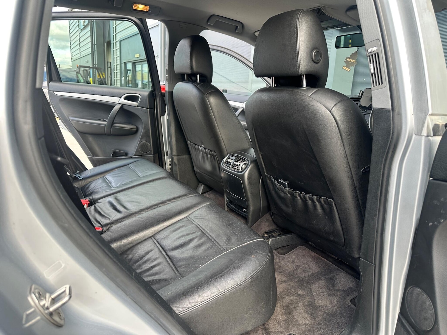 Used Porsche Cayenne for sale - 77670279: Photo 12