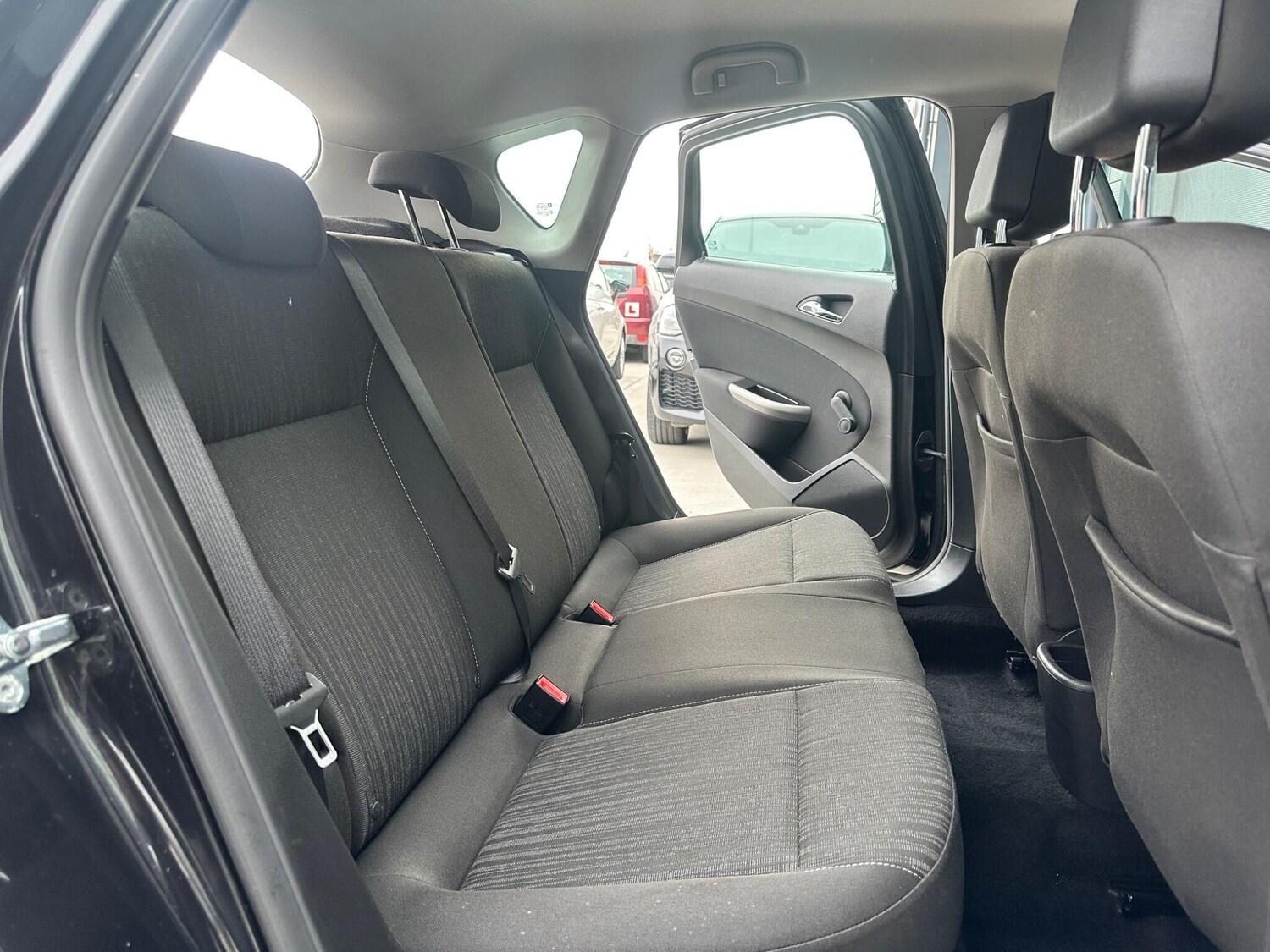 Used Vauxhall Astra 2010 for sale - 77597949: Photo 12