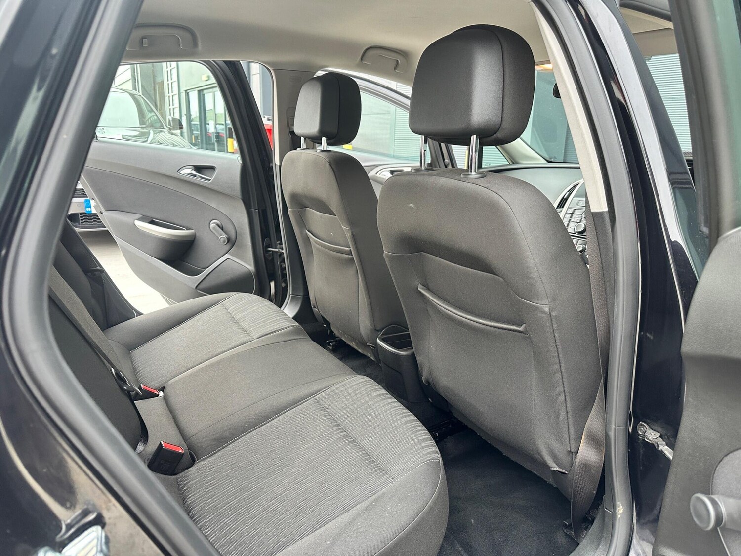 Used Vauxhall Astra 2010 for sale - 77597949: Photo 13