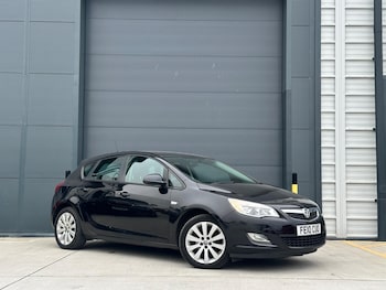 Vauxhall Astra feature image