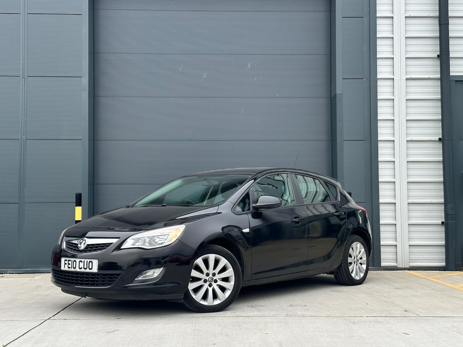 Used Vauxhall Astra 2010 for sale - 77597949: Photo 5