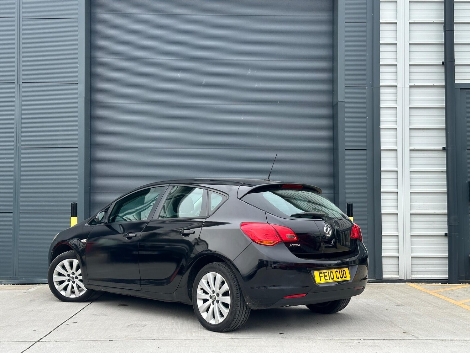 Used Vauxhall Astra 2010 for sale - 77597949: Photo 7