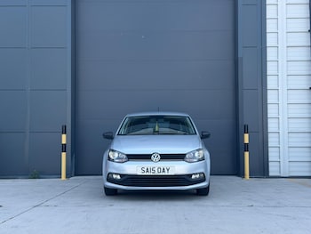 Used Volkswagen Polo 2015 for sale - 78759797: Photo