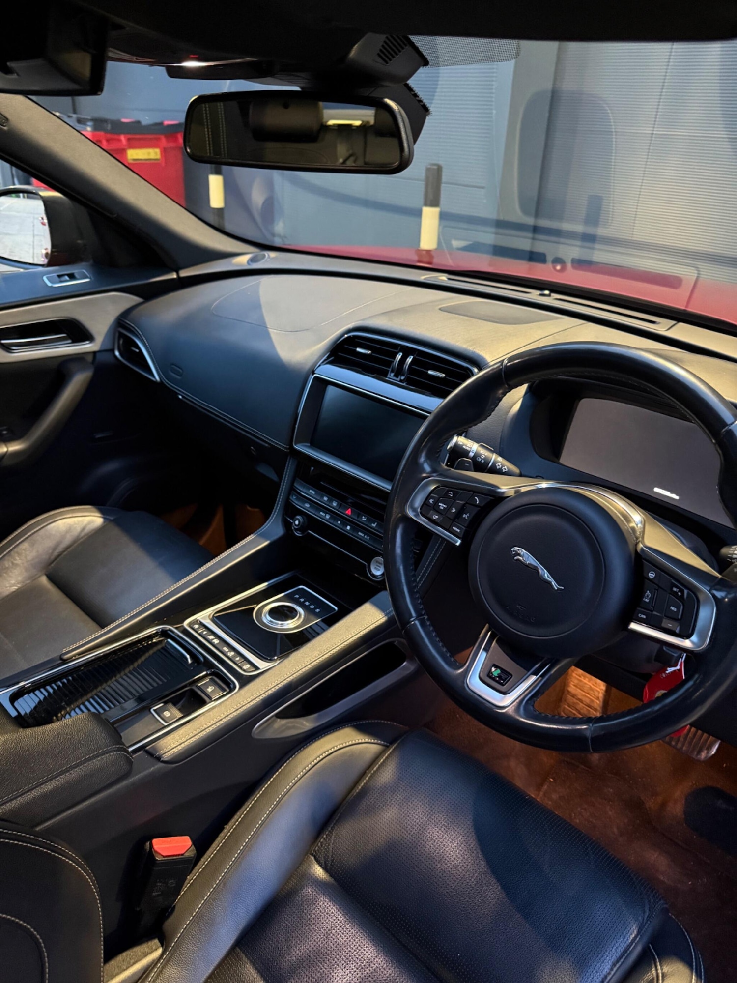 Used Jaguar F-Pace 2017 for sale - 77484296: Photo 15