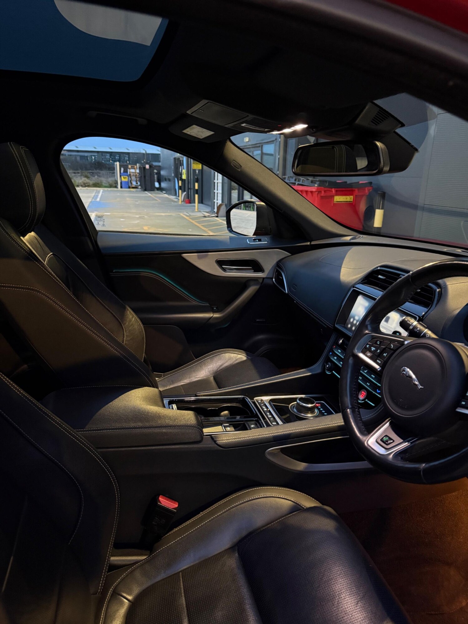 Used Jaguar F-Pace 2017 for sale - 77484296: Photo 17