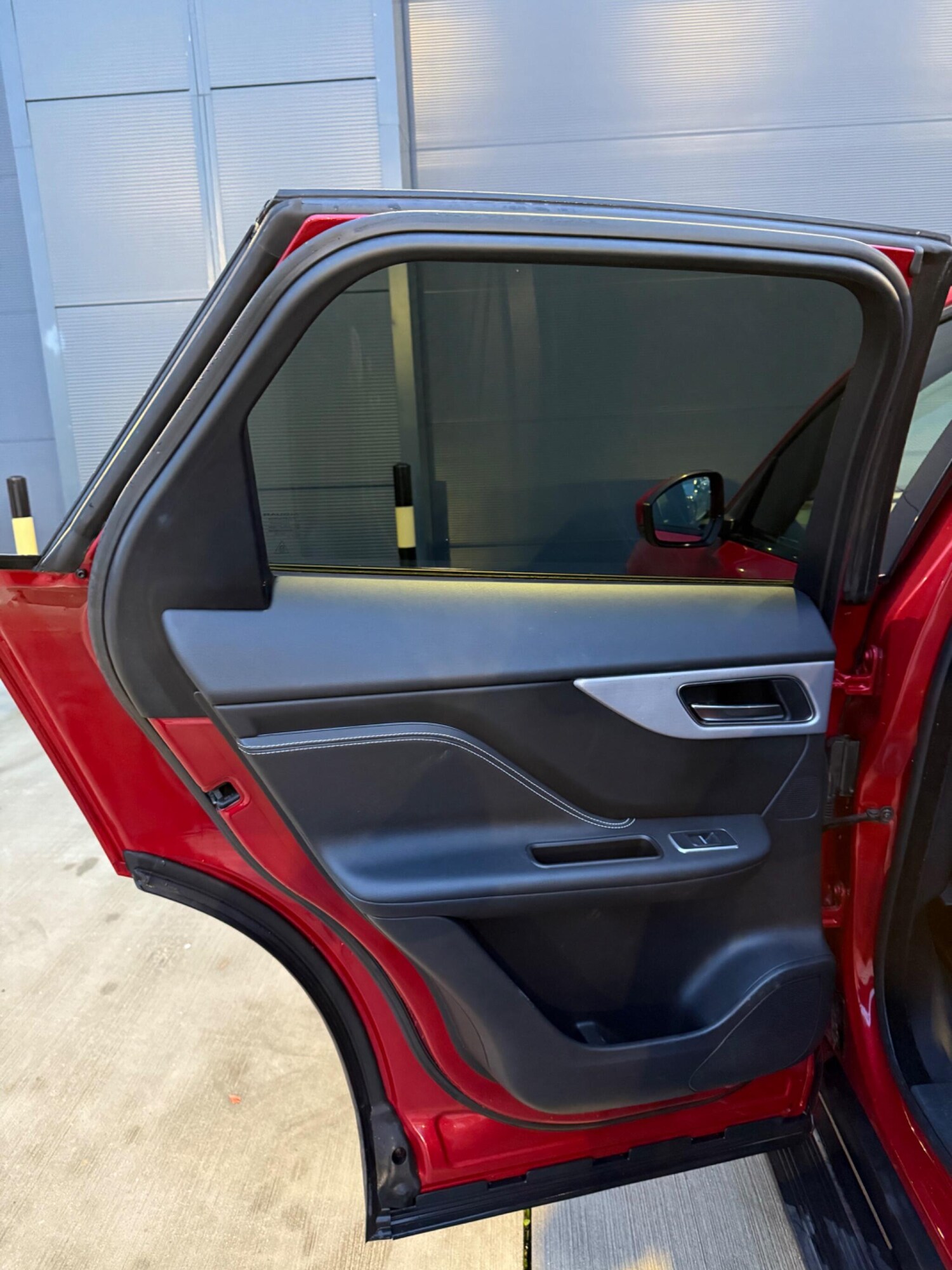 Used Jaguar F-Pace 2017 for sale - 77484296: Photo 24