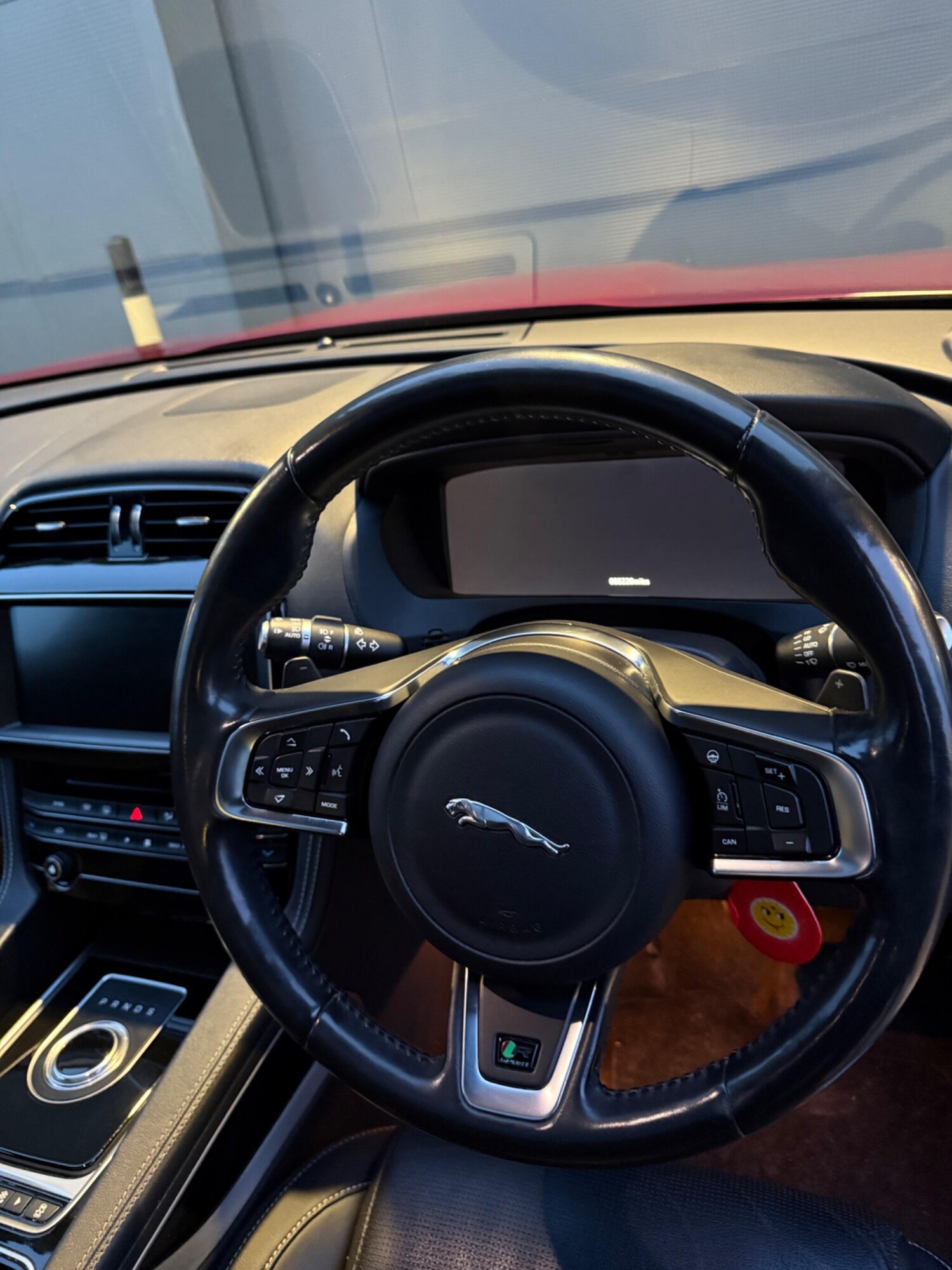 Used Jaguar F-Pace 2017 for sale - 77484296: Photo 28