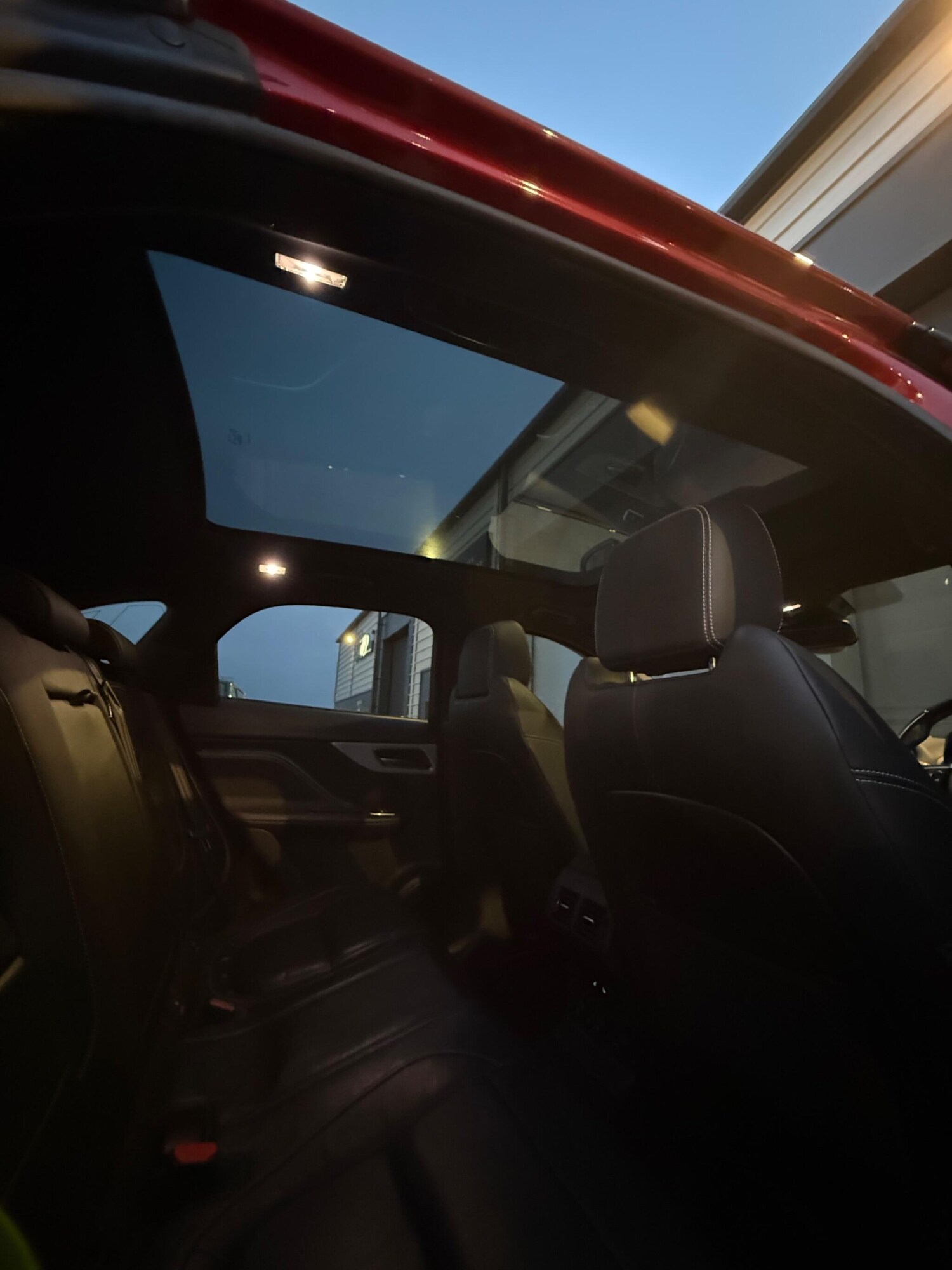 Used Jaguar F-Pace 2017 for sale - 77484296: Photo 32