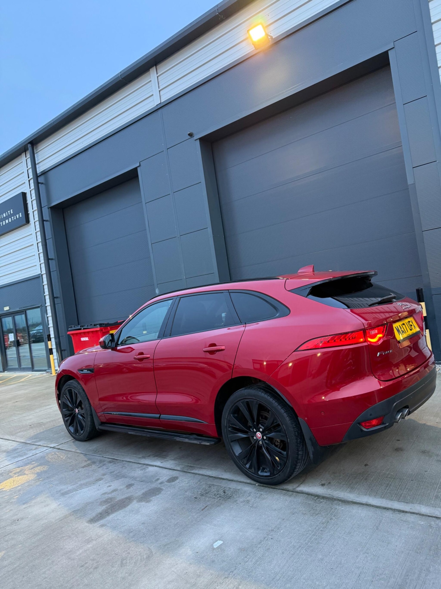 Used Jaguar F-Pace 2017 for sale - 77484296: Photo 8