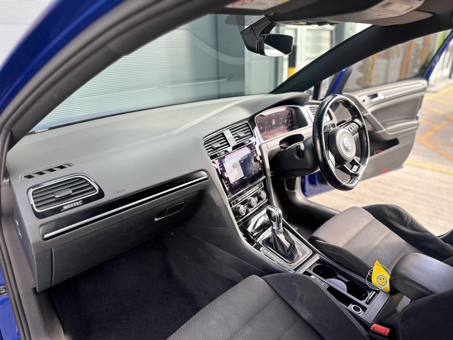 Used Volkswagen Golf 2017 for sale - 76781133: Photo 16