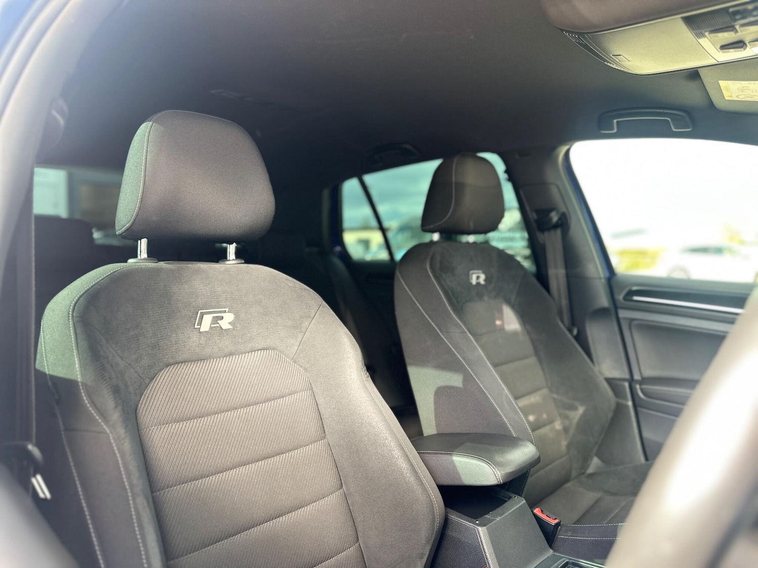 Used Volkswagen Golf 2017 for sale - 76781133: Photo 19