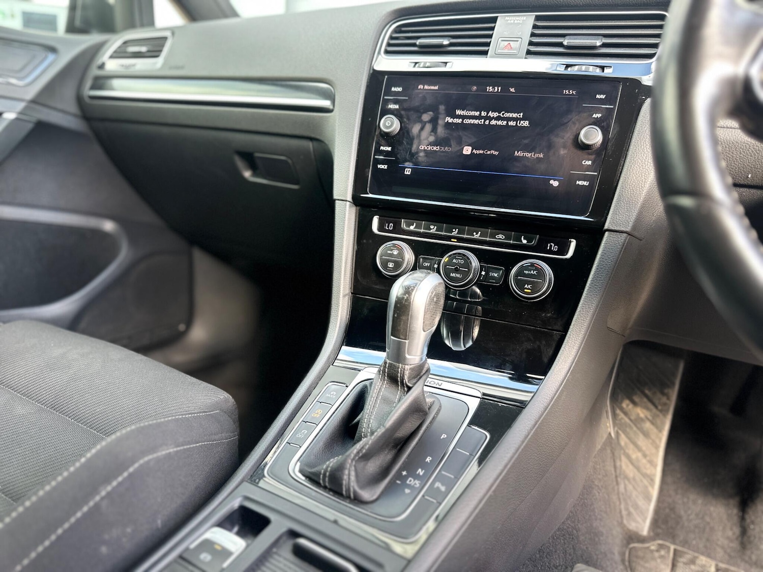 Used Volkswagen Golf 2017 for sale - 76781133: Photo 22