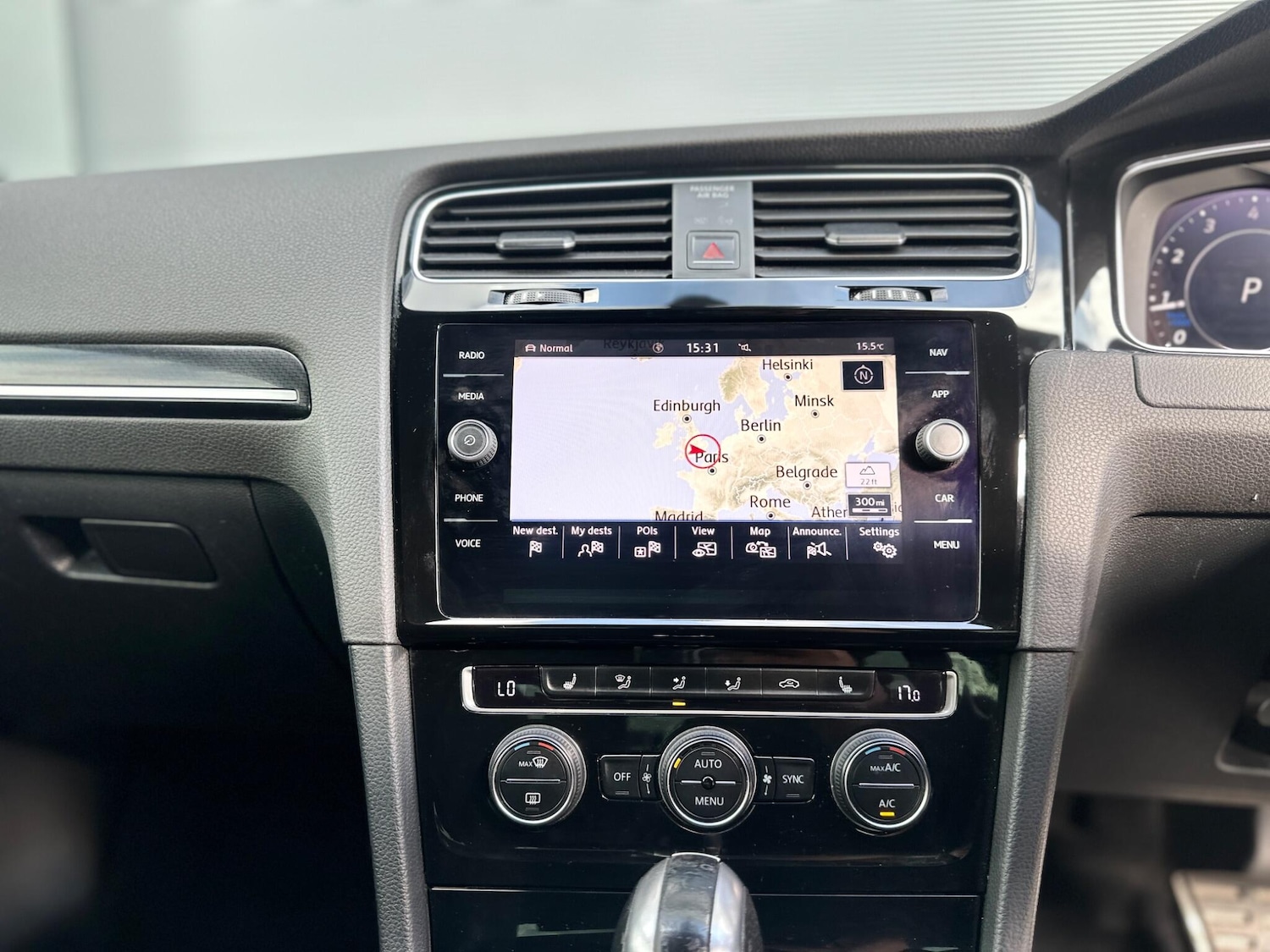 Used Volkswagen Golf 2017 for sale - 76781133: Photo 23