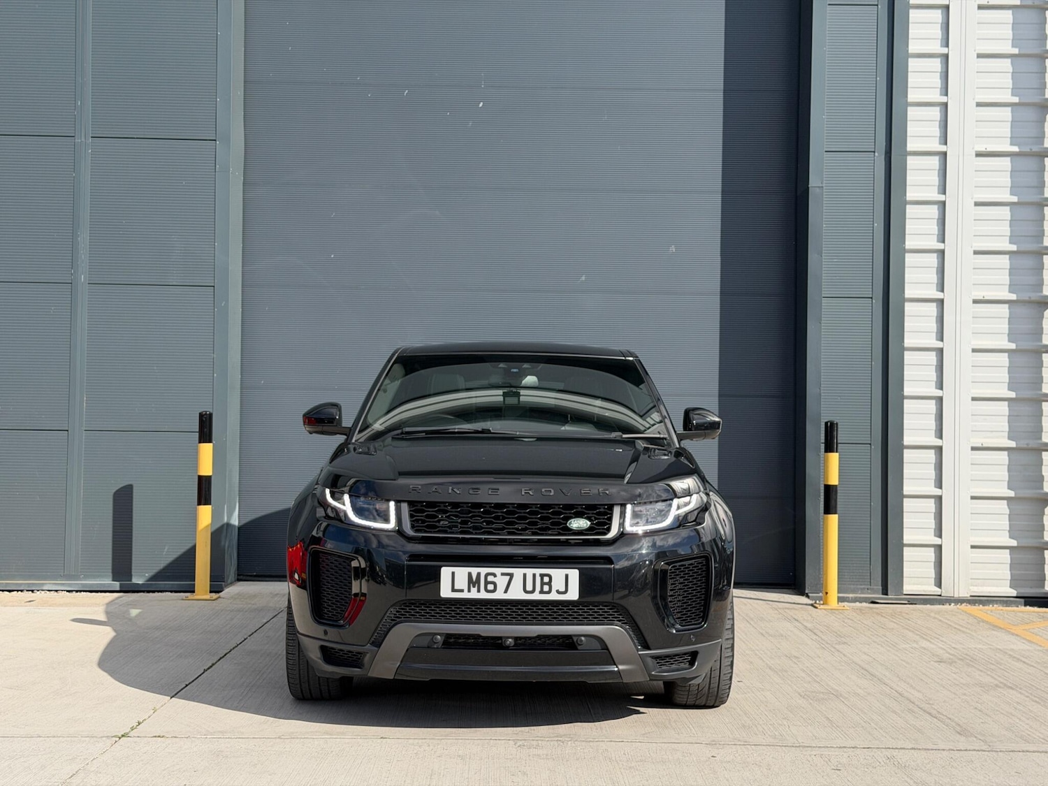 Used Land Rover Range Rover Evoque 2017 for sale - 78116156: Photo 2