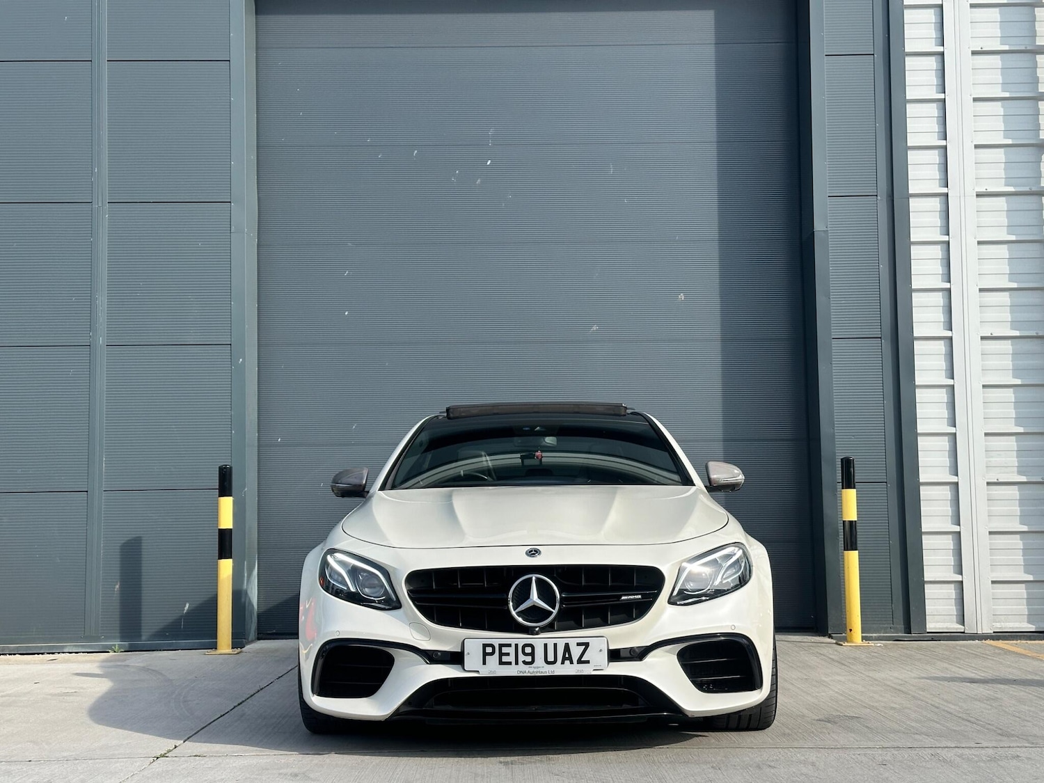 Used Mercedes-Benz E Class 2019 for sale - 77969628: Photo 2