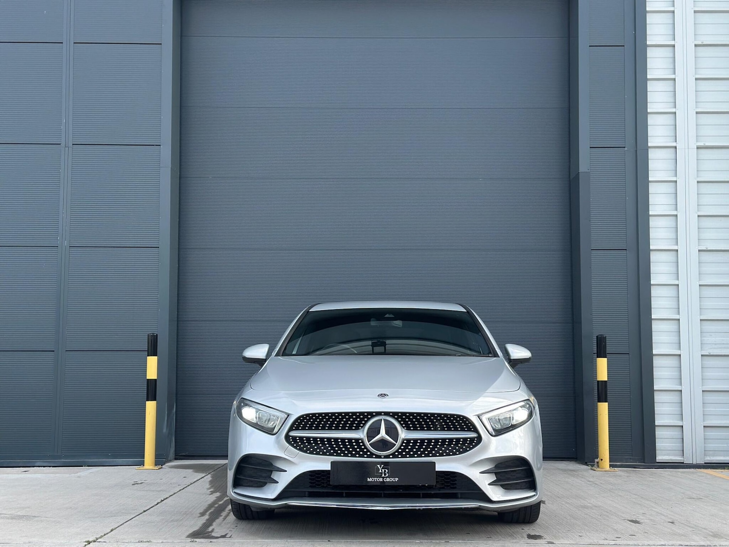 Used Mercedes-Benz A-Class 2019 for sale - 76781454: Photo 2